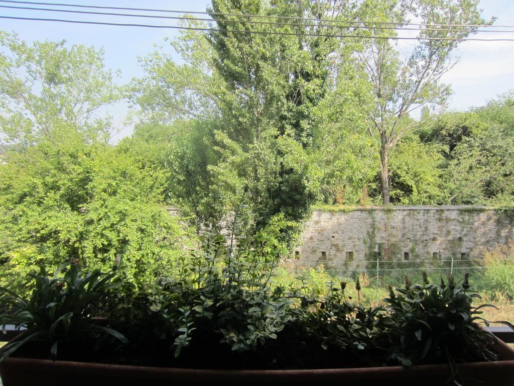 Maura Appartamenti Peschiera del Garda Kamer foto
