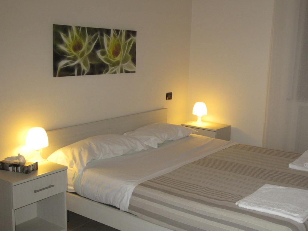 Maura Appartamenti Peschiera del Garda Buitenkant foto